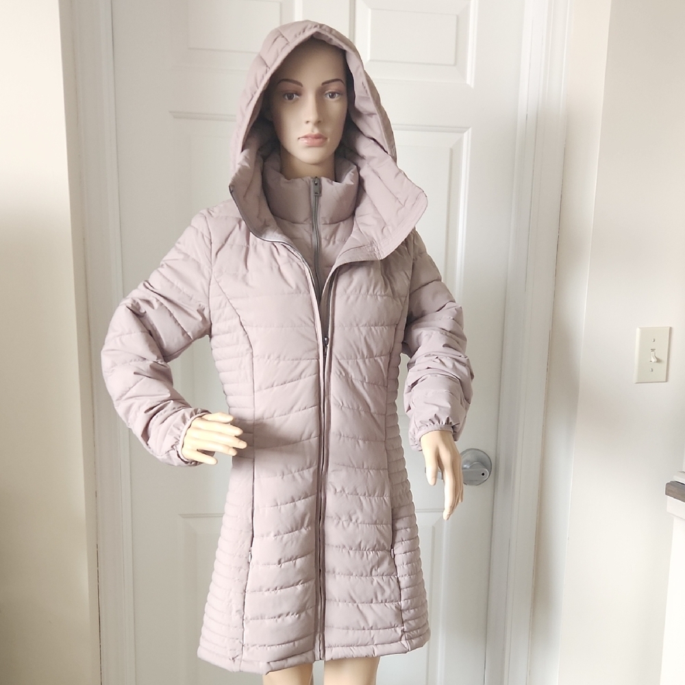 DKNY Women's Shell Color Hooded Puffer Coat Medium